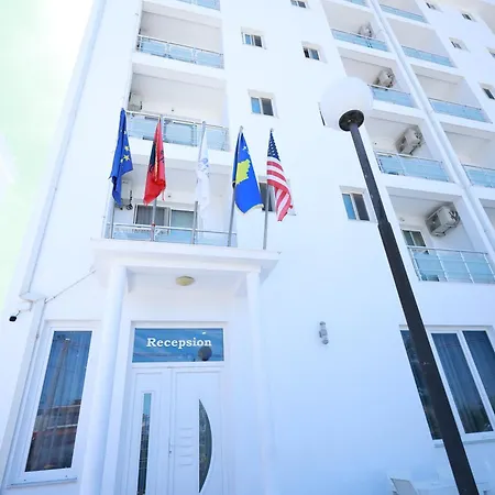 Lakaj Hotel Velipojë