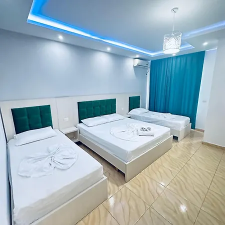 Lakaj Hotel Velipojë