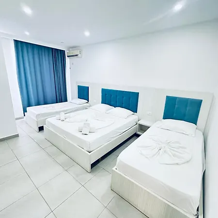 Lakaj Hotel Velipojë