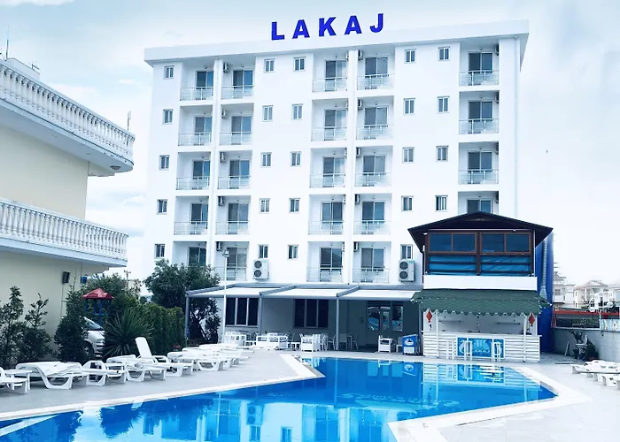 Lakaj 3* Velipojë