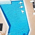 Lakaj Szálloda 3*