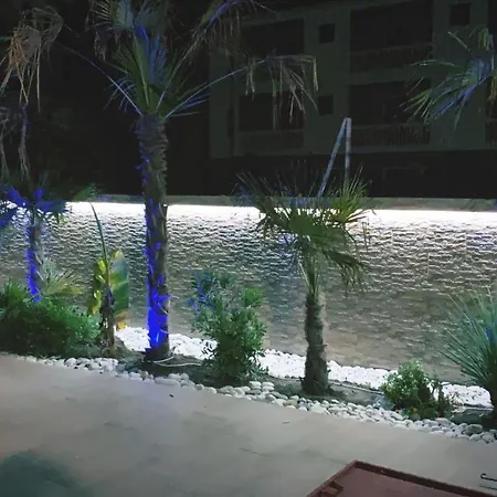 Lakaj Hotel 3*