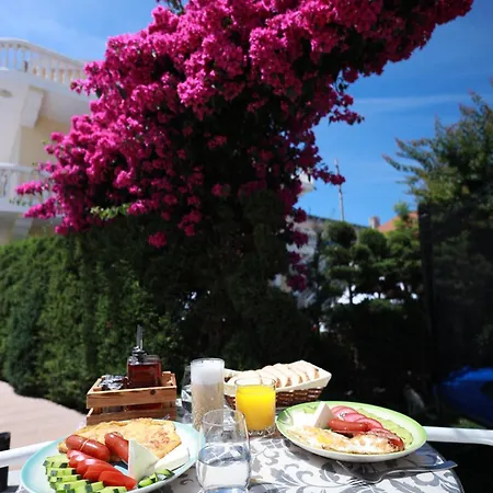 ホテル Lakaj Velipojë