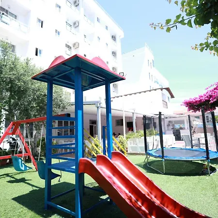Lakaj Hotel