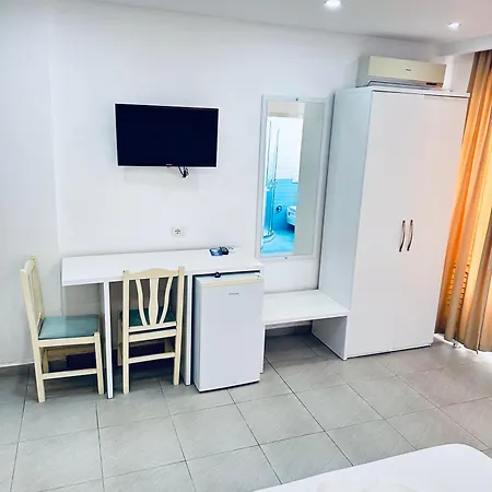 Hotel Lakaj 3*