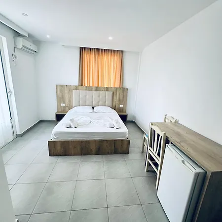 Lakaj Hotel